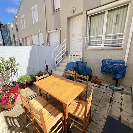 Pavillon T3 Climatise A 50m De La Avec Terrasse Et Parking Prive, Jusqu'a 4 Couchages - Fr-1-781-9 Prázdninový dům Valras-Plage